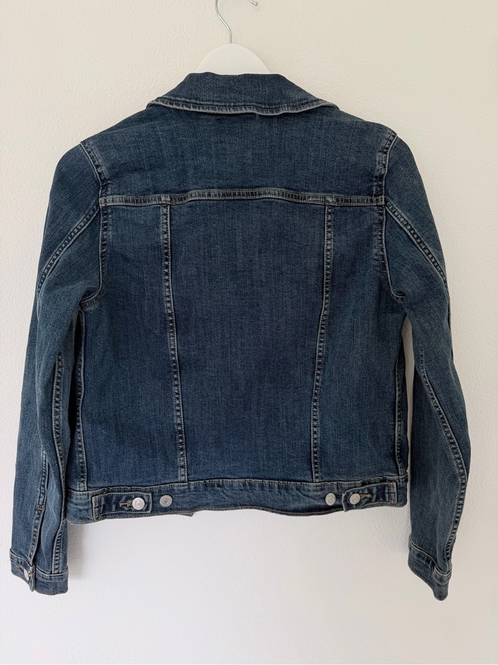 Levi’s Original Trucker Denim Jean Jacket Dark Wash Size Medium - Picture 4 of 6